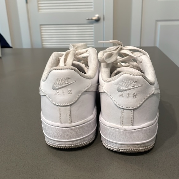 Nike Air Force Ones - Picture 4 of 8